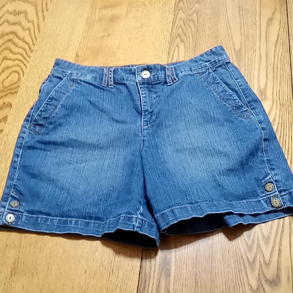 GLORIA VANDERBILT Jeans Shorts Womens 6 BLUE Denim Spring Summer Beach Preowned